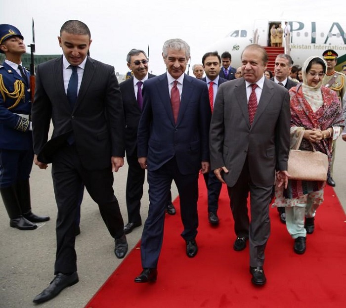 Pakistani PM arrives in Azerbaijan - UPDATED